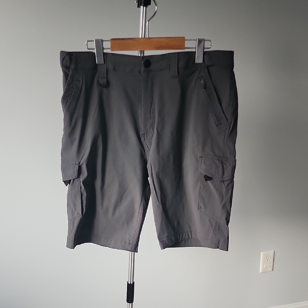 Wind River Men's Grey Shorts